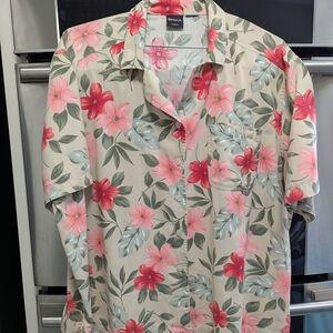 Erika Woman 2X Tan W/Pink Flowers Button Shirt/Blouse